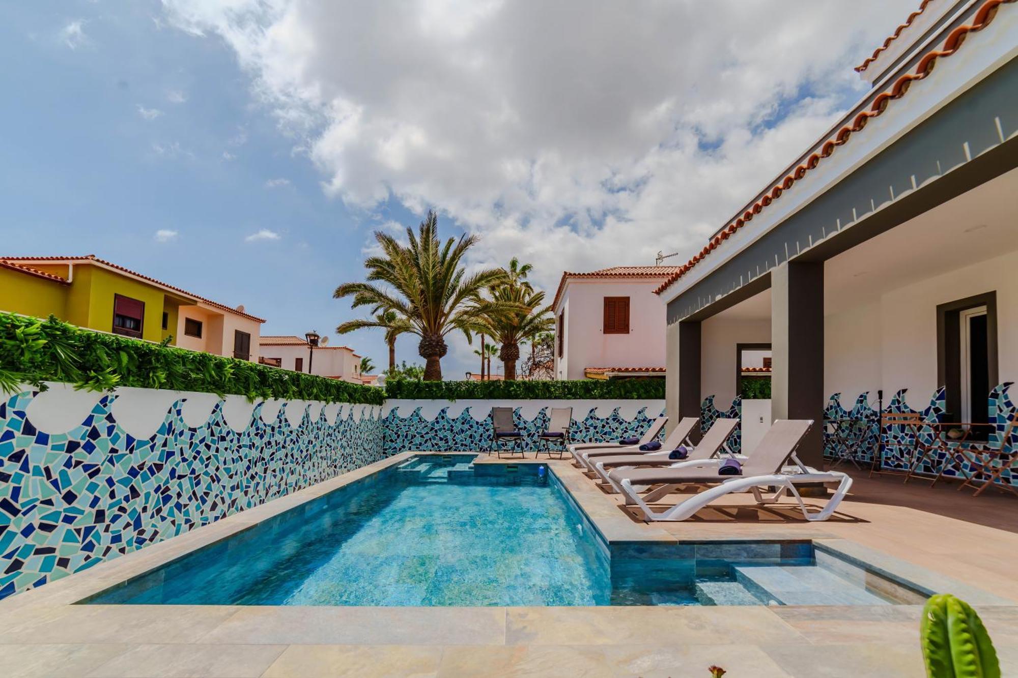 Villa De Marcos Alojamiento De Lujo Con Piscina Privada Arona  Exterior foto